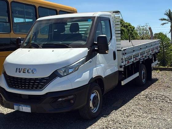 IVECO DAILY 3.0 TURBO DIESEL 45-170 CHASSI CS CURTO MANUAL